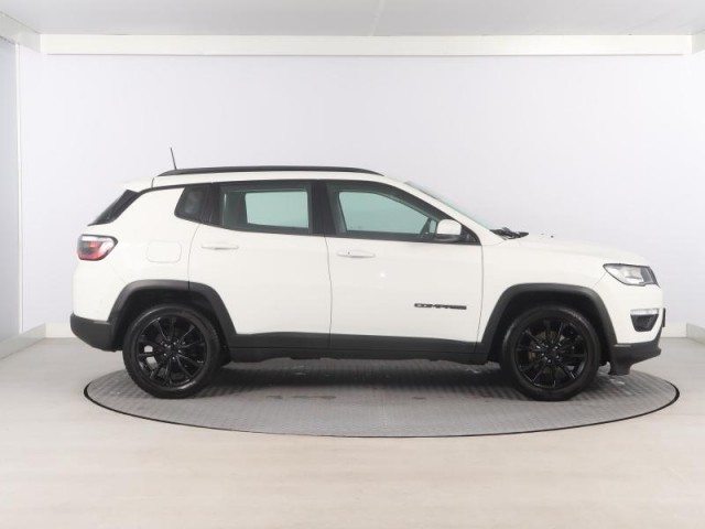 Jeep Compass  1.3 T-GDI 