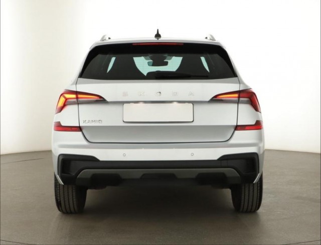 Škoda Kamiq  1.0 TSI Drive