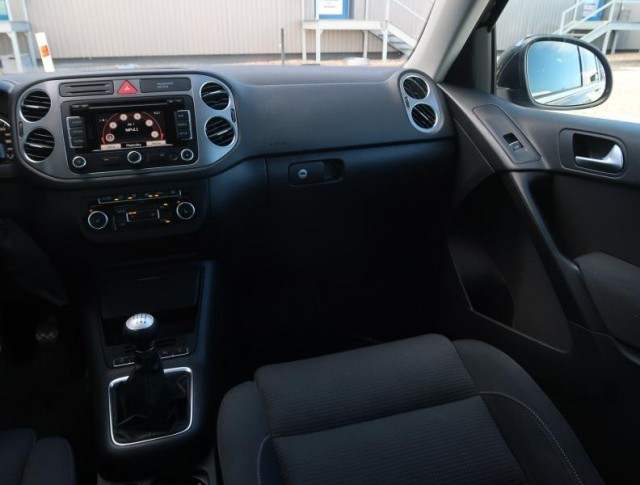 Volkswagen Tiguan  2.0 TDI 