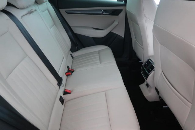 Škoda Karoq  1.5 TSI Style