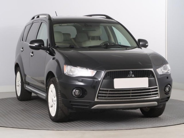 Mitsubishi Outlander  2.2 DI-D 