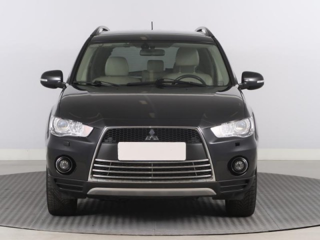 Mitsubishi Outlander  2.2 DI-D 