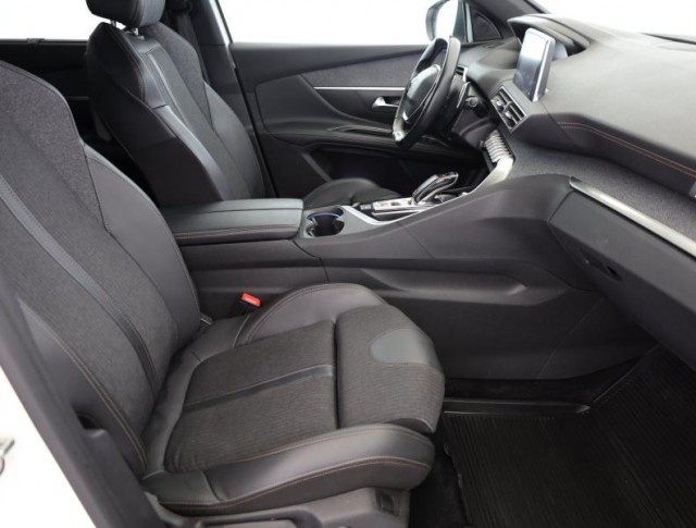 Peugeot 5008  PureTech 180 GT Line