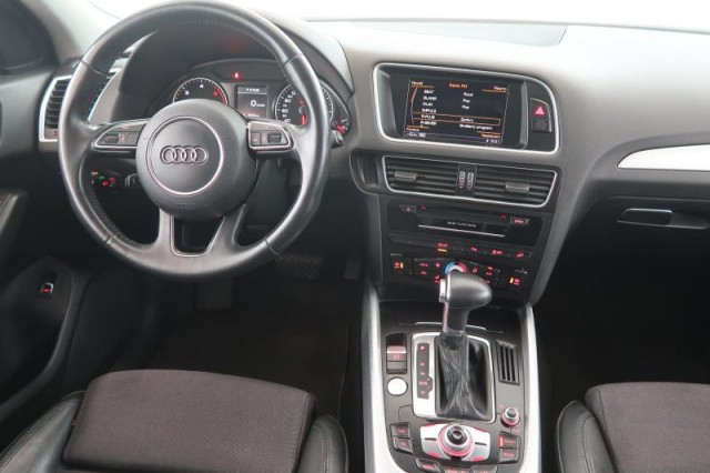 Audi Q5  2.0 TDI 