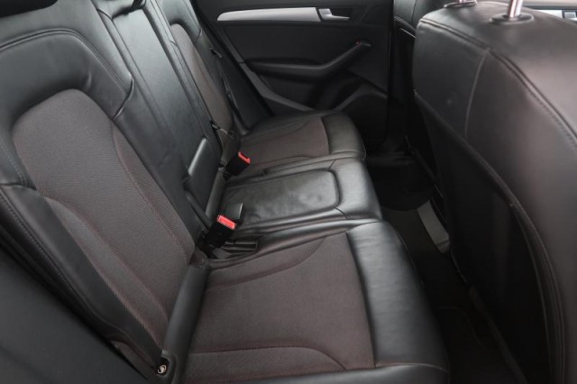Audi Q5  2.0 TDI 