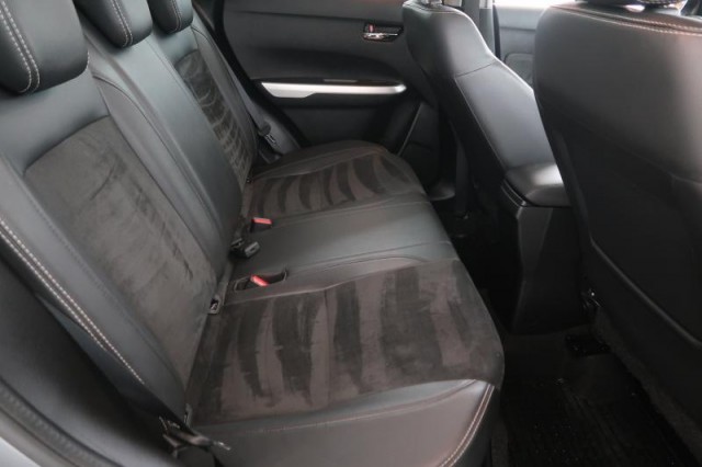 Suzuki Vitara  1.6 VVT Elegance