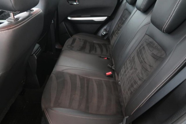 Suzuki Vitara  1.6 VVT Elegance