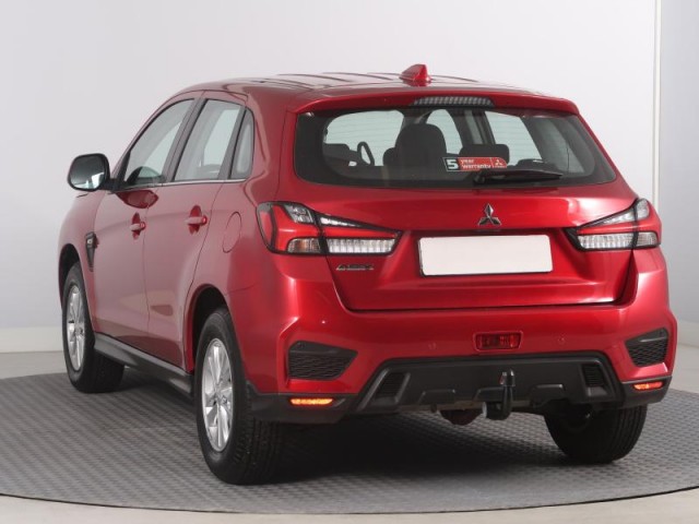 Mitsubishi ASX  2.0 MIVEC 