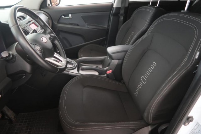 Kia Sportage  2.0 CRDi 