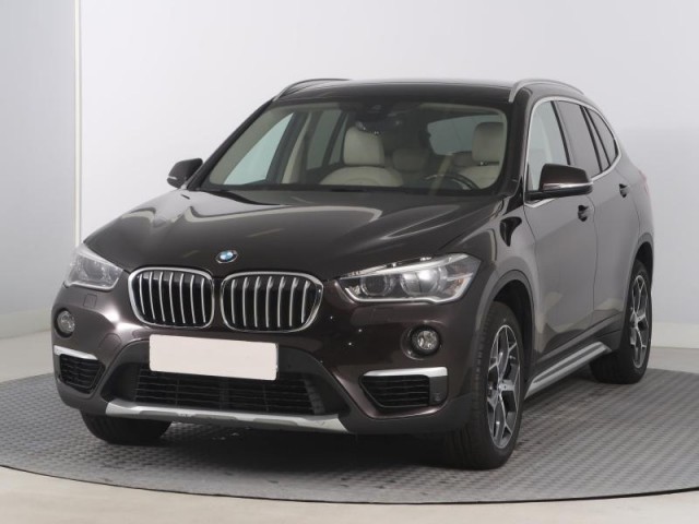 BMW X1  xDrive20i 