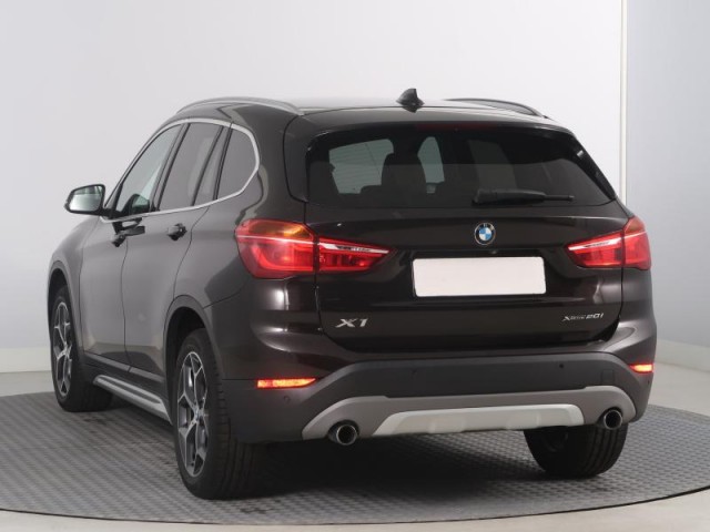 BMW X1  xDrive20i 