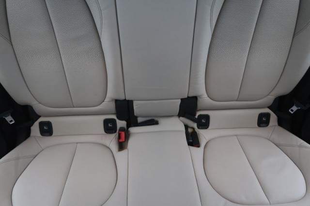BMW X1  xDrive20i 