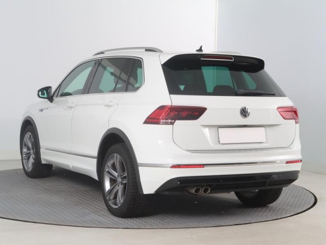 Volkswagen Tiguan  2.0 TDI R-Line