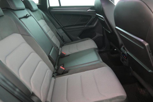 Volkswagen Tiguan  2.0 TDI R-Line