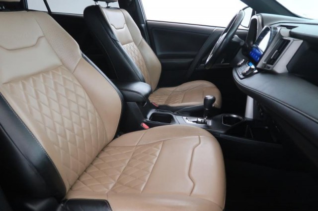 Toyota RAV 4  2.5 Hybrid 