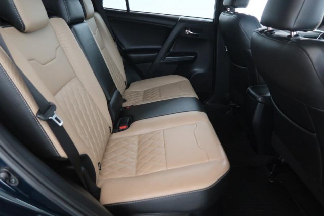 Toyota RAV 4  2.5 Hybrid 