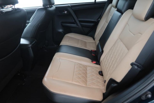 Toyota RAV 4  2.5 Hybrid 