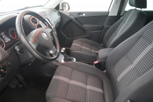 Volkswagen Tiguan  2.0 TDI Sport