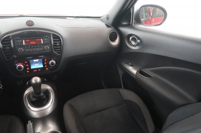 Nissan Juke  1.6 i 
