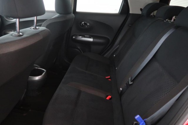 Nissan Juke  1.6 i 