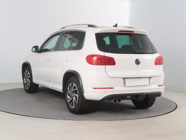 Volkswagen Tiguan  2.0 TDI R-Line