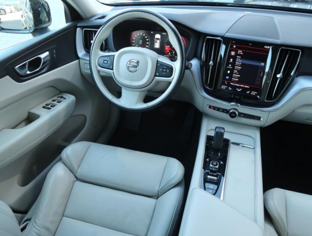 Volvo XC60  B4 AWD 