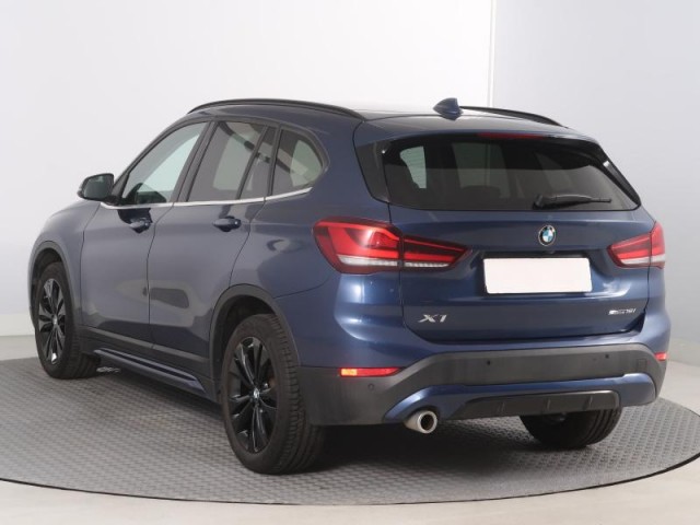 BMW X1  sDrive18i 