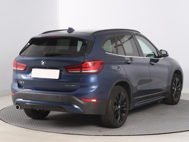 BMW X1  sDrive18i 