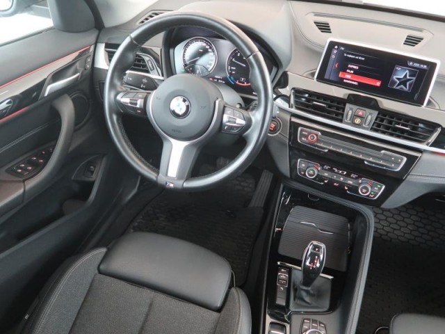 BMW X1  sDrive18i 
