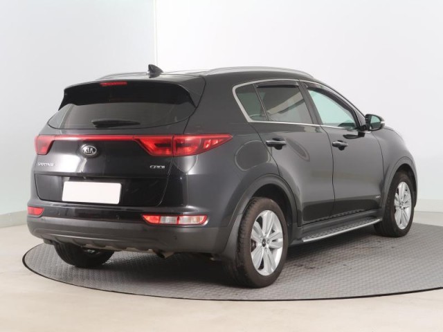 Kia Sportage  2.0 CRDi 