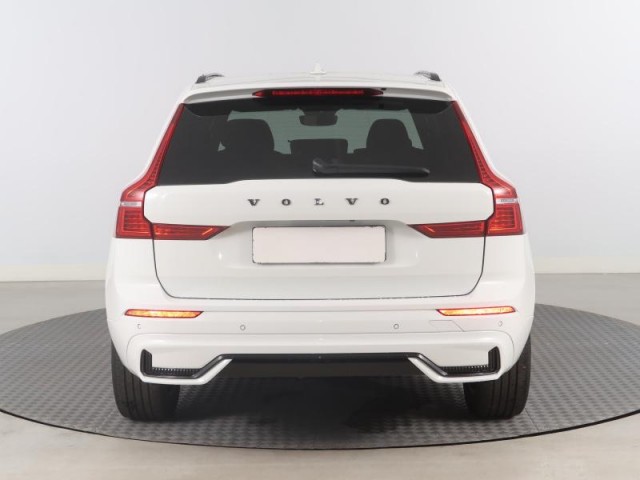 Volvo XC60  B4 AWD R-Design
