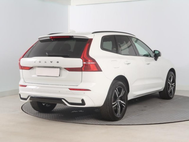 Volvo XC60  B4 AWD R-Design