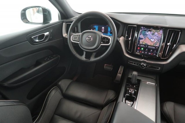 Volvo XC60  B4 AWD R-Design
