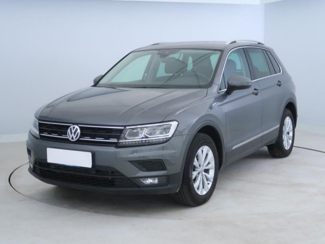 Volkswagen Tiguan  2.0 TSI Comfortline