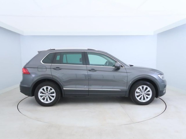 Volkswagen Tiguan  2.0 TSI Comfortline
