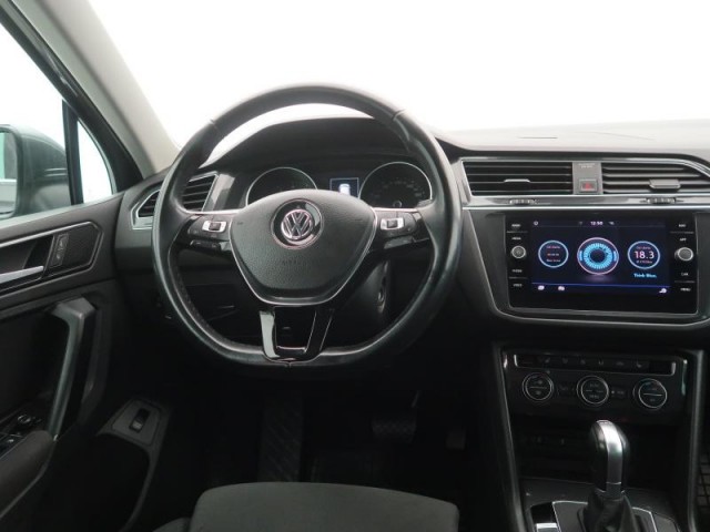 Volkswagen Tiguan  2.0 TSI Comfortline