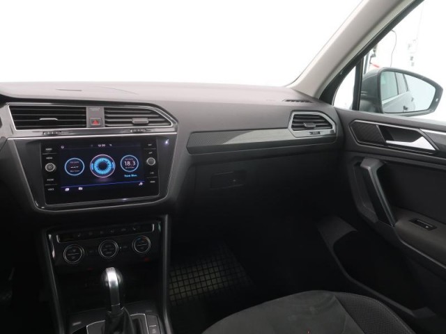 Volkswagen Tiguan  2.0 TSI Comfortline