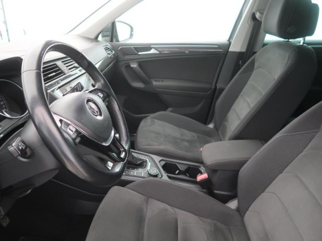 Volkswagen Tiguan  2.0 TSI Comfortline