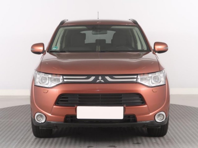 Mitsubishi Outlander  2.2 DI-D 