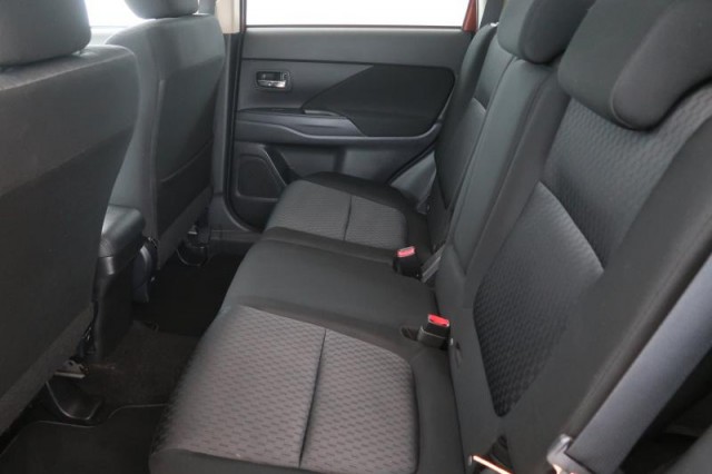 Mitsubishi Outlander  2.2 DI-D 