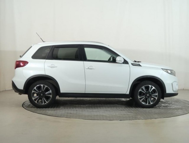 Suzuki Vitara  1.4 BoosterJet 