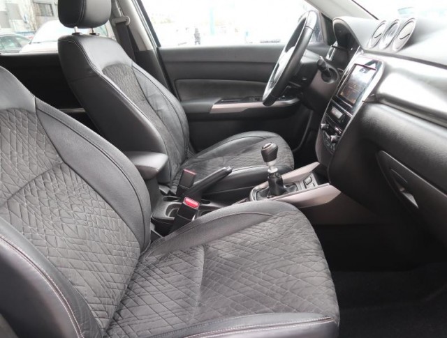Suzuki Vitara  1.4 BoosterJet 