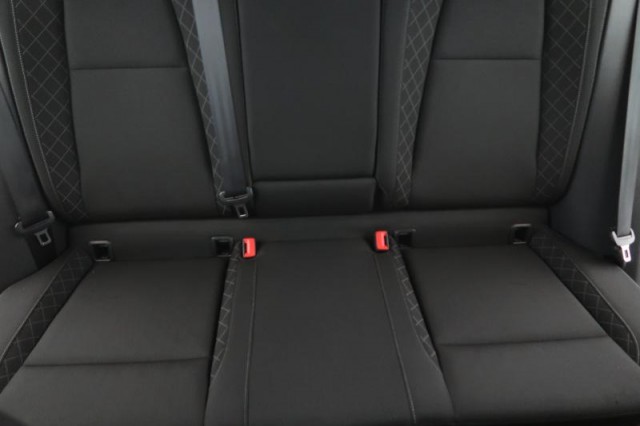 Škoda Karoq  1.6 TDI Ambition