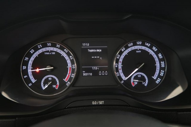 Škoda Karoq  1.6 TDI Ambition