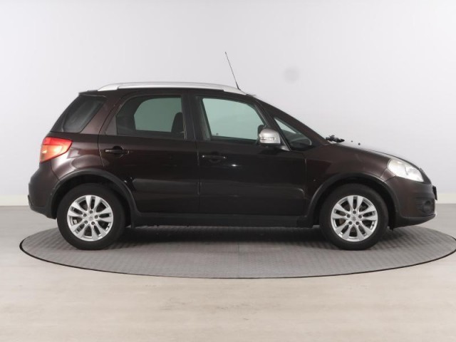 Suzuki SX4  1.6 VVT 