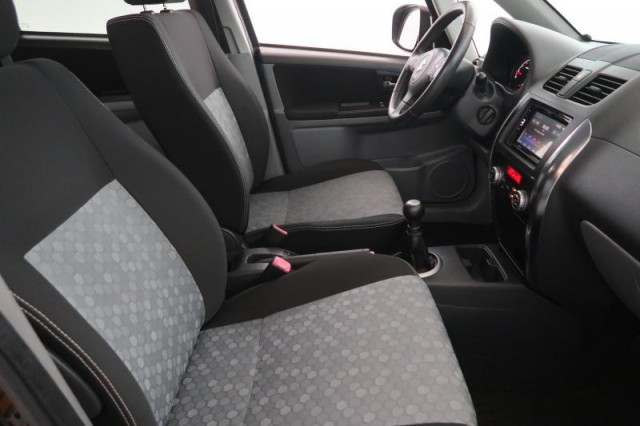 Suzuki SX4  1.6 VVT 