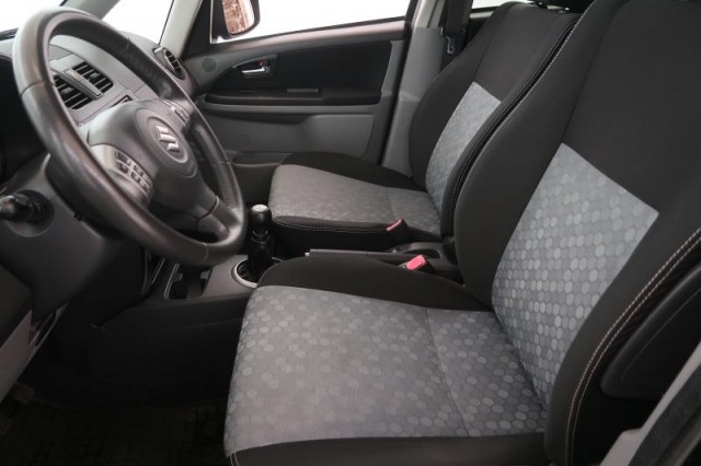Suzuki SX4  1.6 VVT 
