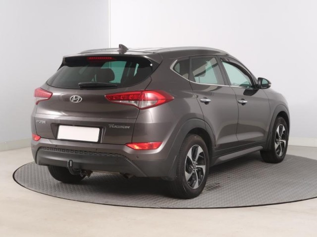 Hyundai Tucson  1.7 CRDi 