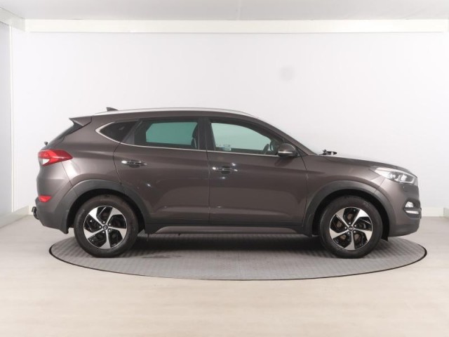 Hyundai Tucson  1.7 CRDi 