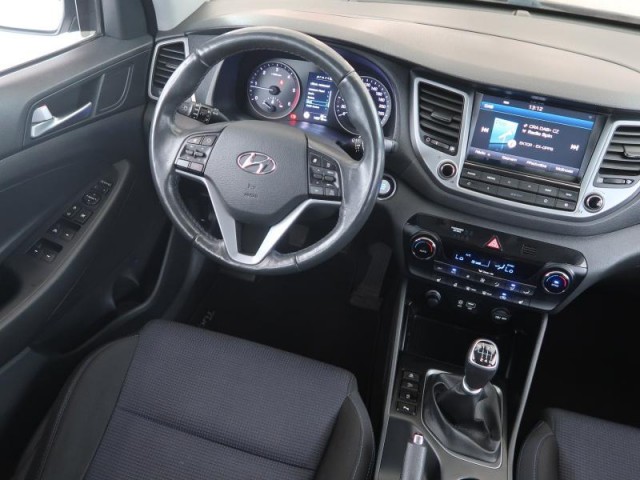 Hyundai Tucson  1.7 CRDi 